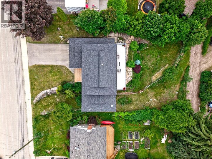 Property Photo:  604 Innes Street West  BC V1L 3J3 