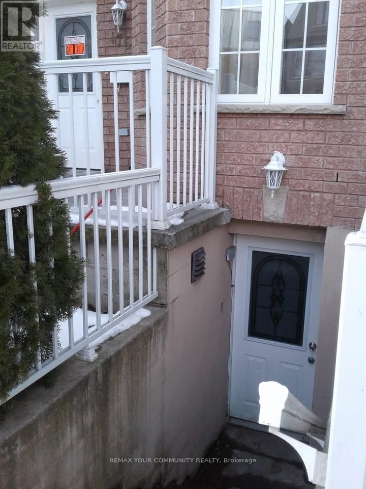 Property Photo:  176 Lisgar Street West Bsmt  ON M6J 3G3 