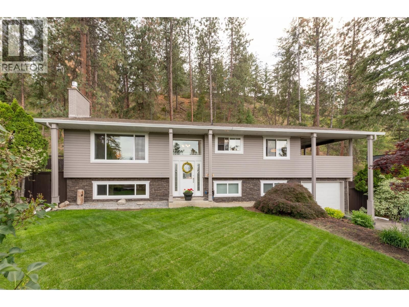 Property Photo:  815 Steele Road  BC V1W 4P1 