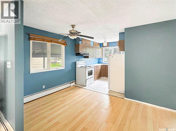 Property Photo:  208 Lorne Street  SK S0G 0Y0 