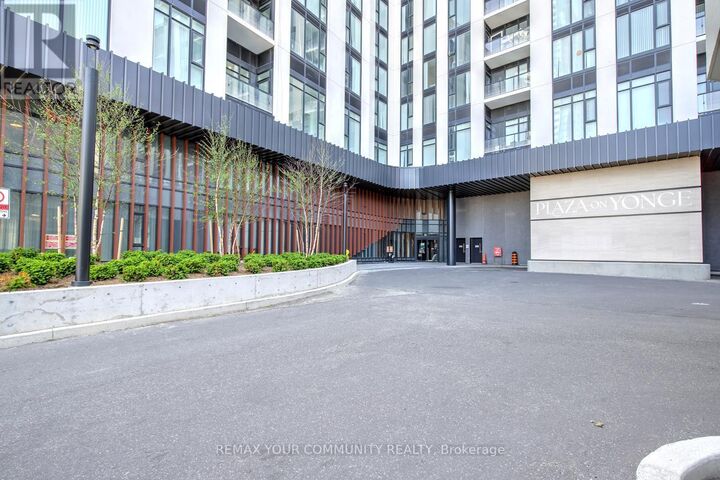 Property Photo:  5858 Yonge Street 3026  ON M2M 0C6 