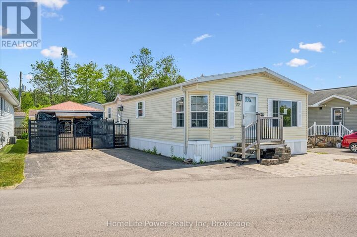 Property Photo:  20 Elm Street  ON N0B 2J0 