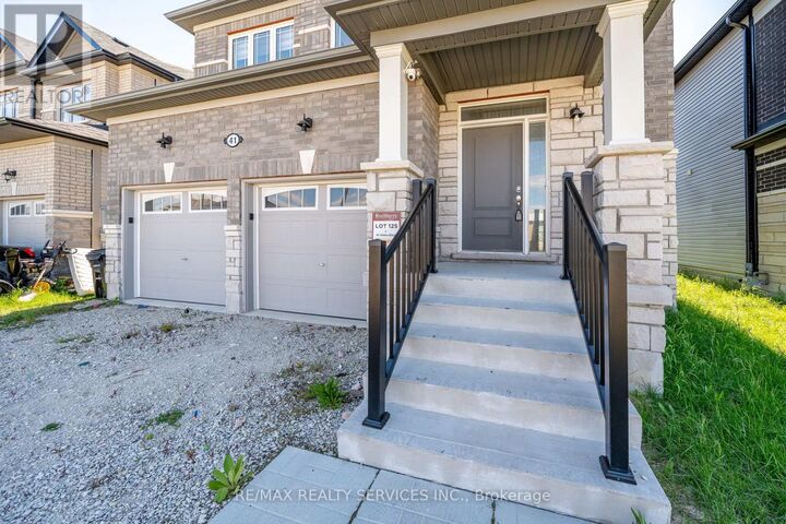 Property Photo:  41 Union Boulevard  ON L9Z 0M6 