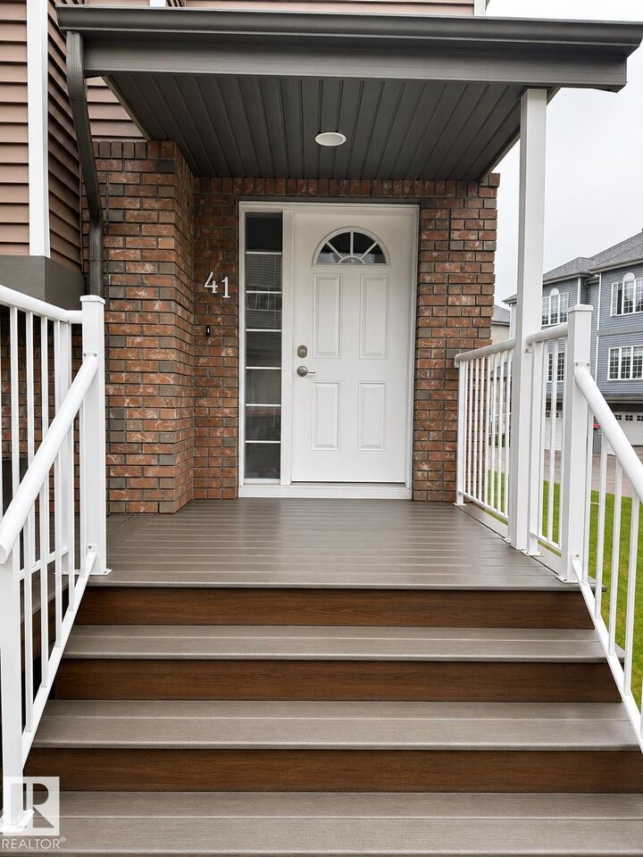 Property Photo:  5102 30 Avenue 41  AB T4X 0A9 