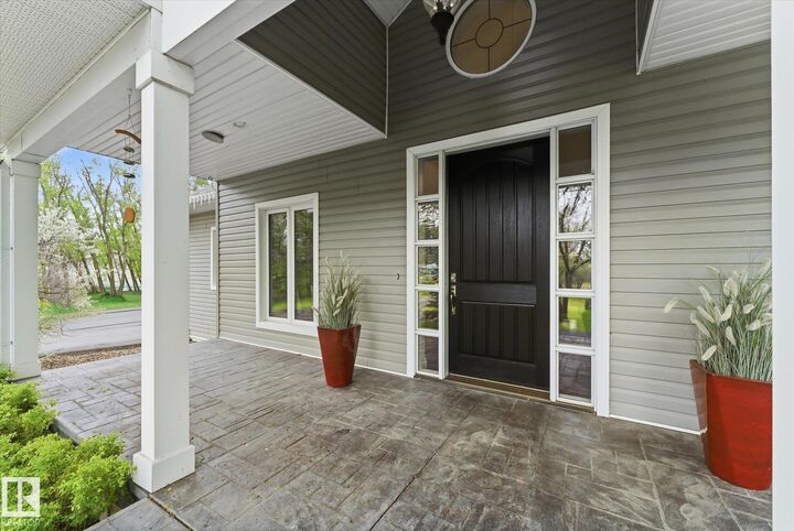 Property Photo:  53431 Rge Road 221 242  AB T8E 2K7 
