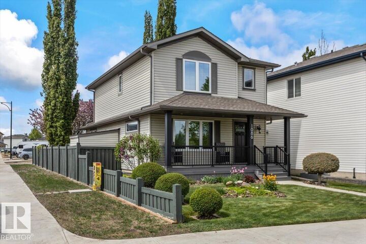 Property Photo:  1086 Grantham Drive NW  AB T5T 0W2 