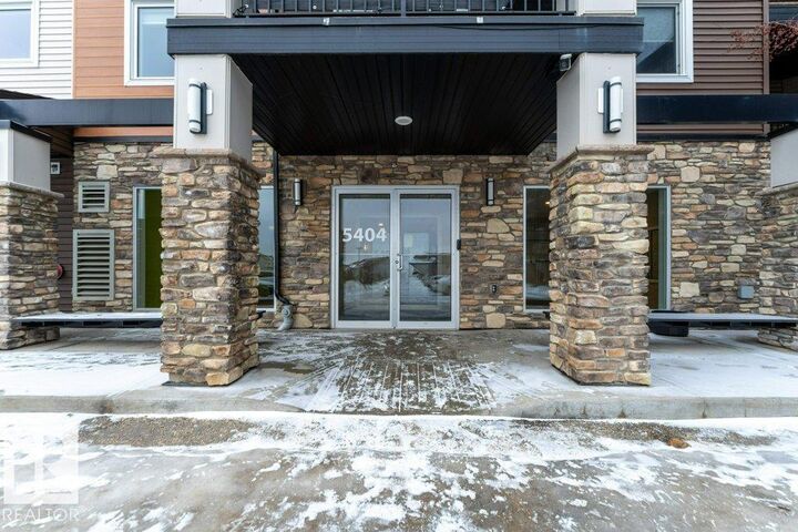 Photo de la propriété:  5404 7 Avenue SW 116  AB T6X 2K4 