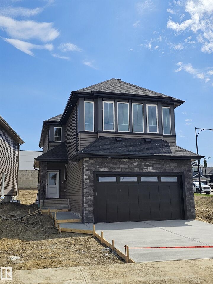 Property Photo:  1405 Osprey Crest NW  AB T5M 0M2 
