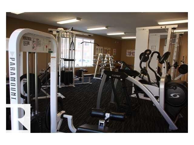 Property Photo:  4304 139 Avenue NW 425  AB T5Y 0H6 