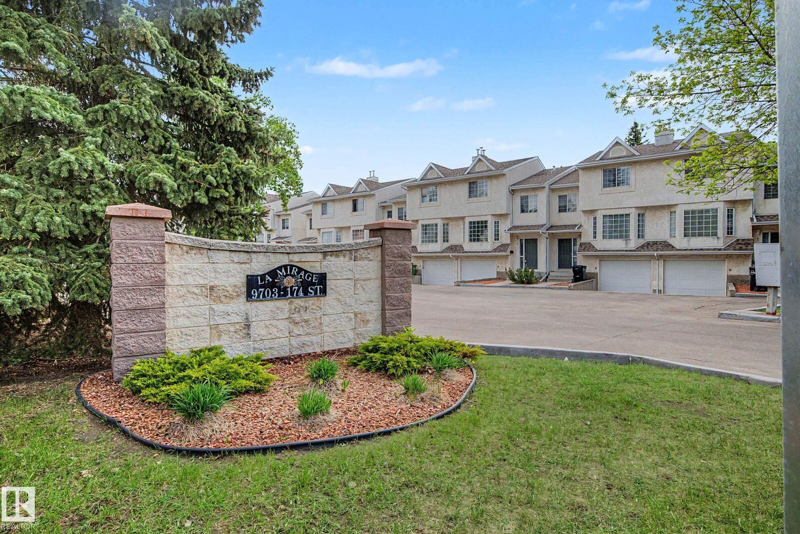 Property Photo:  9703 174 Street NW 16  AB T5T 6C5 