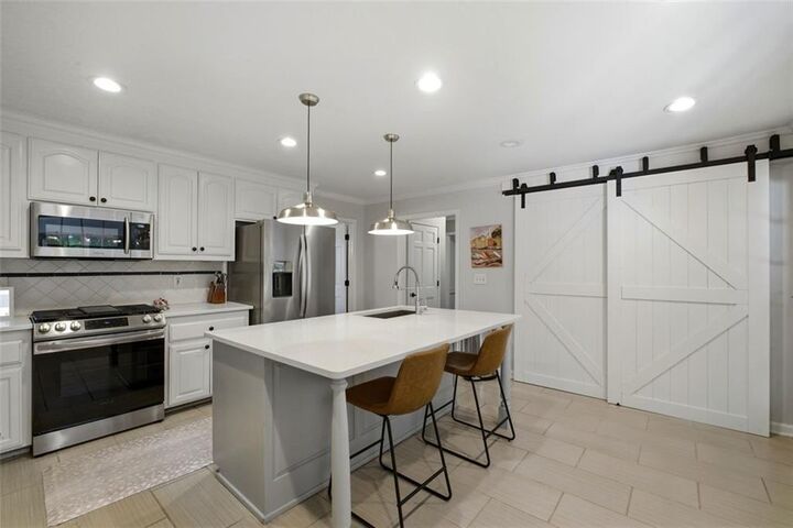 Property Photo:  2351 Ashton Woods Court  GA 30068 