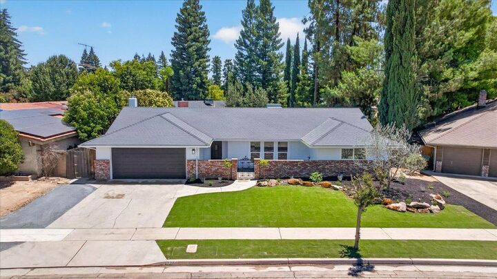 Property Photo:  3255 W Fremont  CA 93711 
