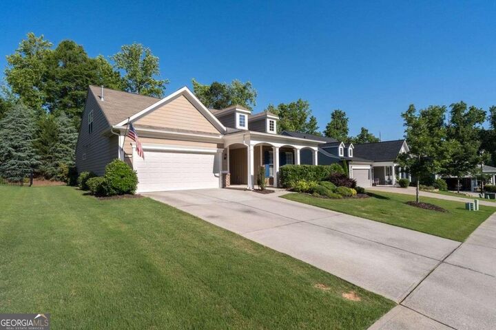 Property Photo: 7455 Ashford Manor Way GA 30040