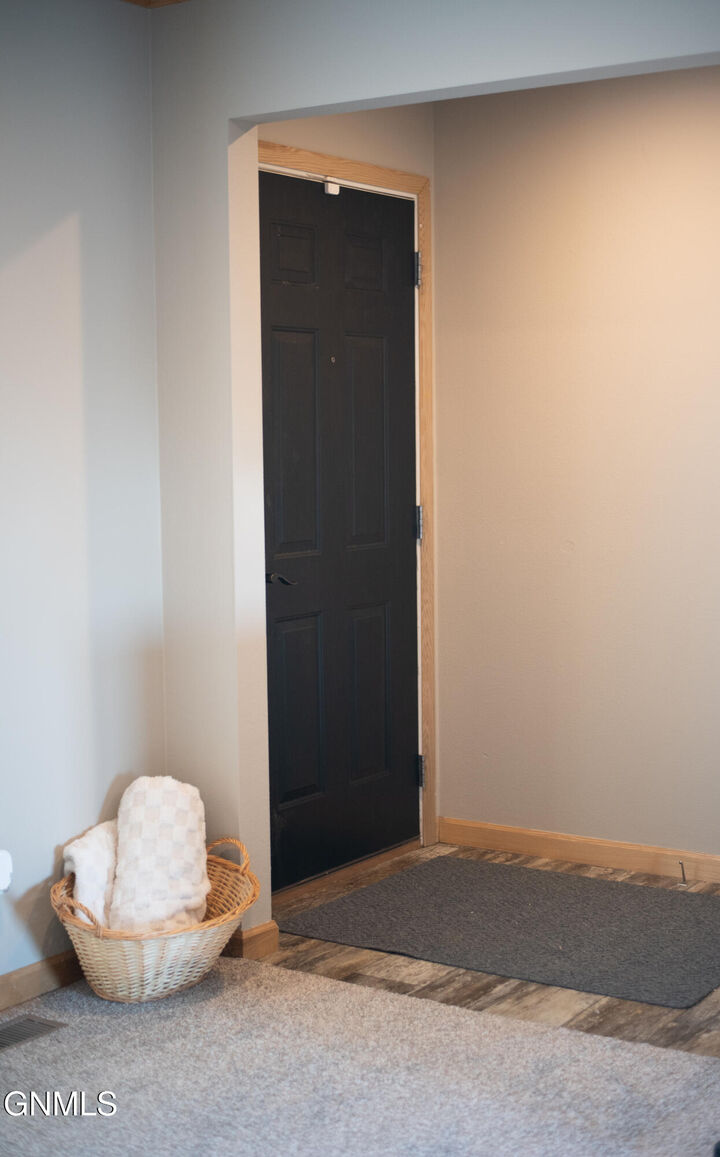 Property Photo: 14996 Cochise Street ND 58801
