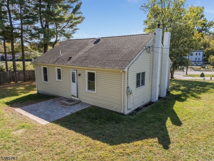 Property Photo: 4 Lingert Ave NJ 08809