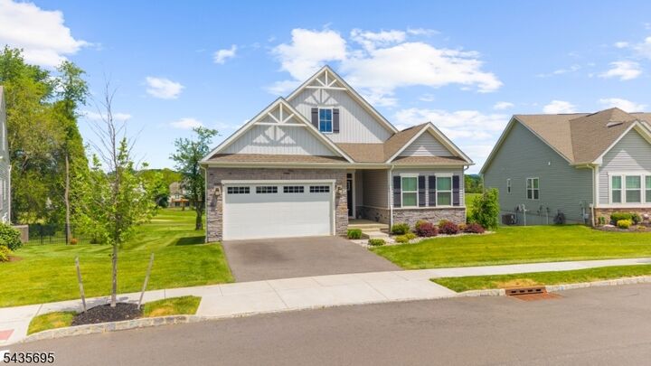 Property Photo: 124 Club House Dr NJ 07882