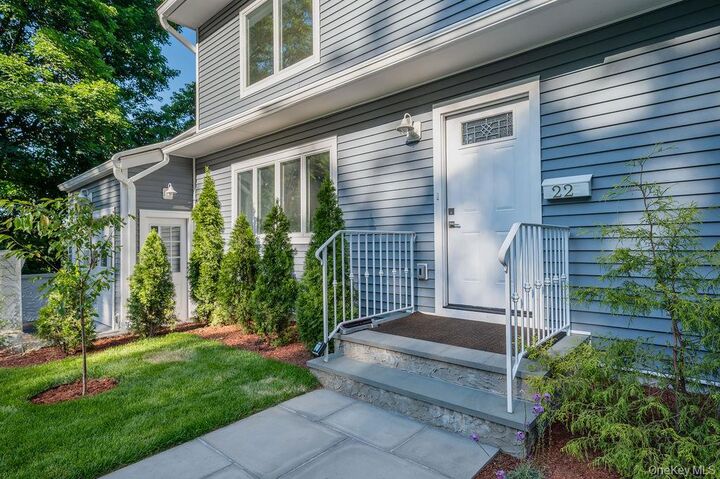 Property Photo:  22 Oxford Road  NY 10706 