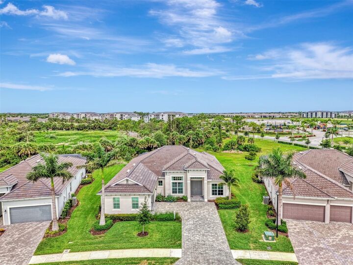 Property Photo:  17133 Jadestone Court  FL 34293 