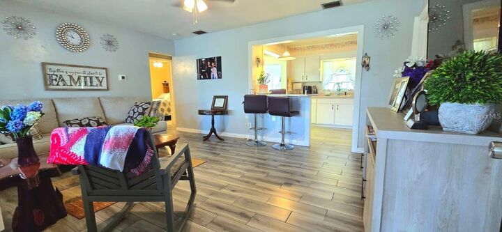 Property Photo:  229 Raymond Avenue  FL 33843 