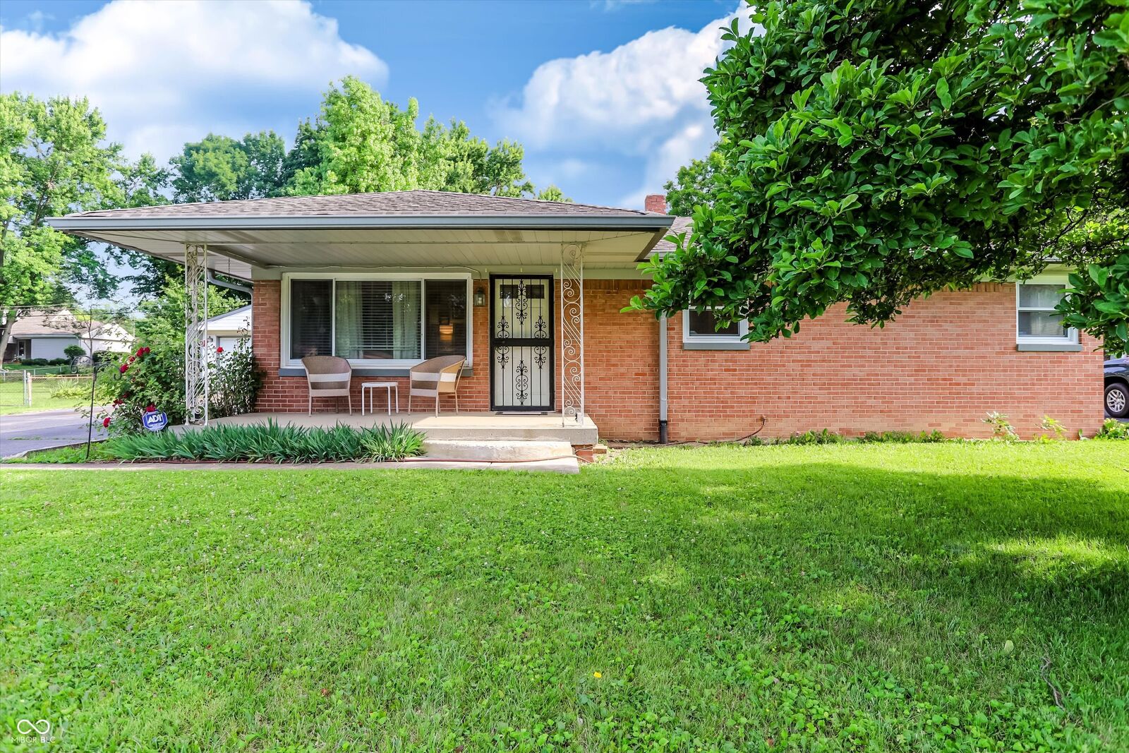 Property Photo:  2255 Hanover Drive  IN 46227 