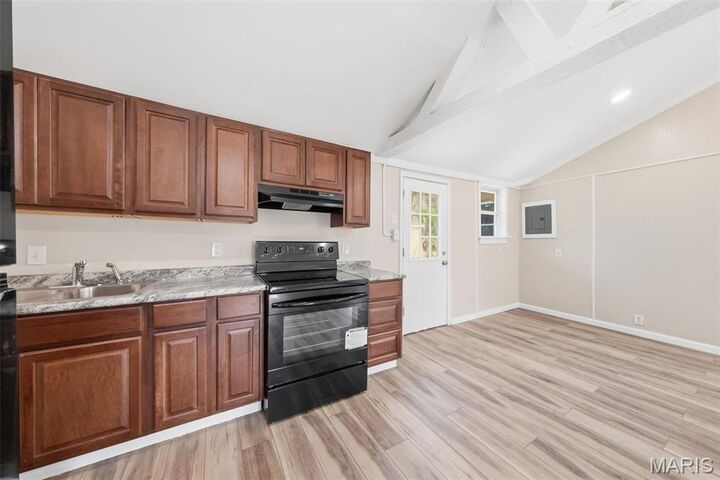 Property Photo:  1921 Burns Avenue  MO 63114 