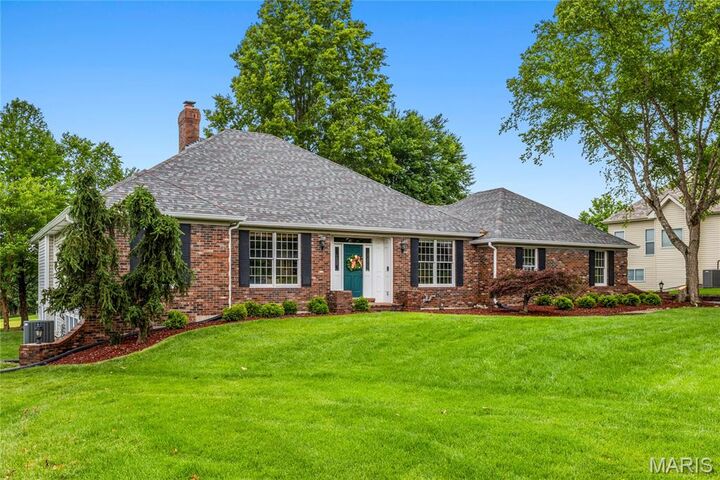 Property Photo:  653 Killary Down  MO 63304 