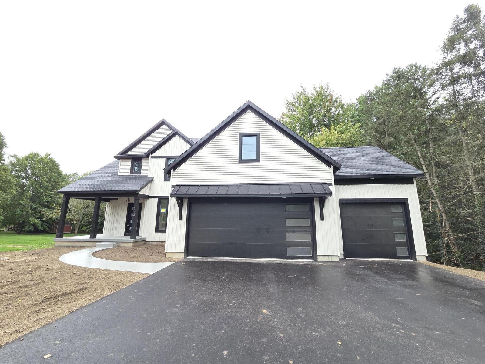 Property Photo:  8234 Cascade Road SE  MI 49301 