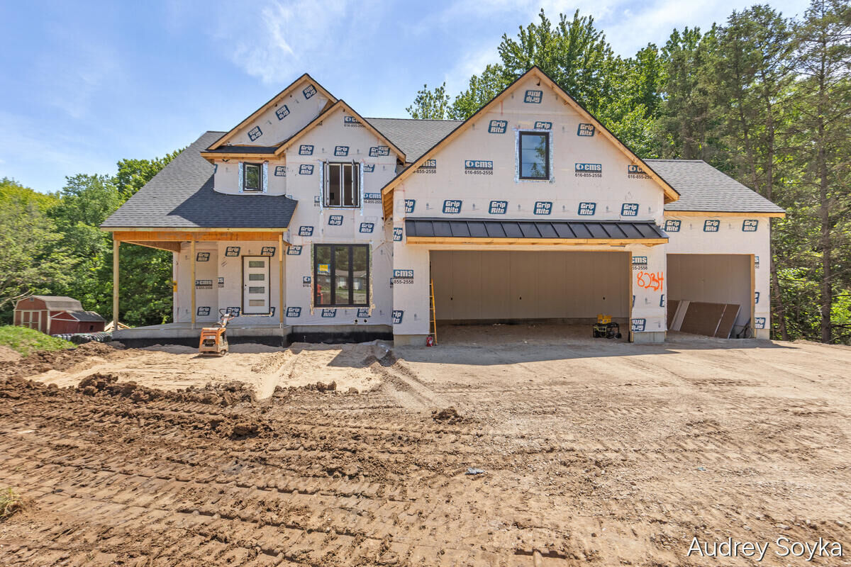 Property Photo:  8234 Cascade Road SE  MI 49301 