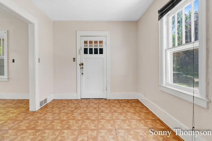 Property Photo:  53 Baylis Street SW  MI 49507 