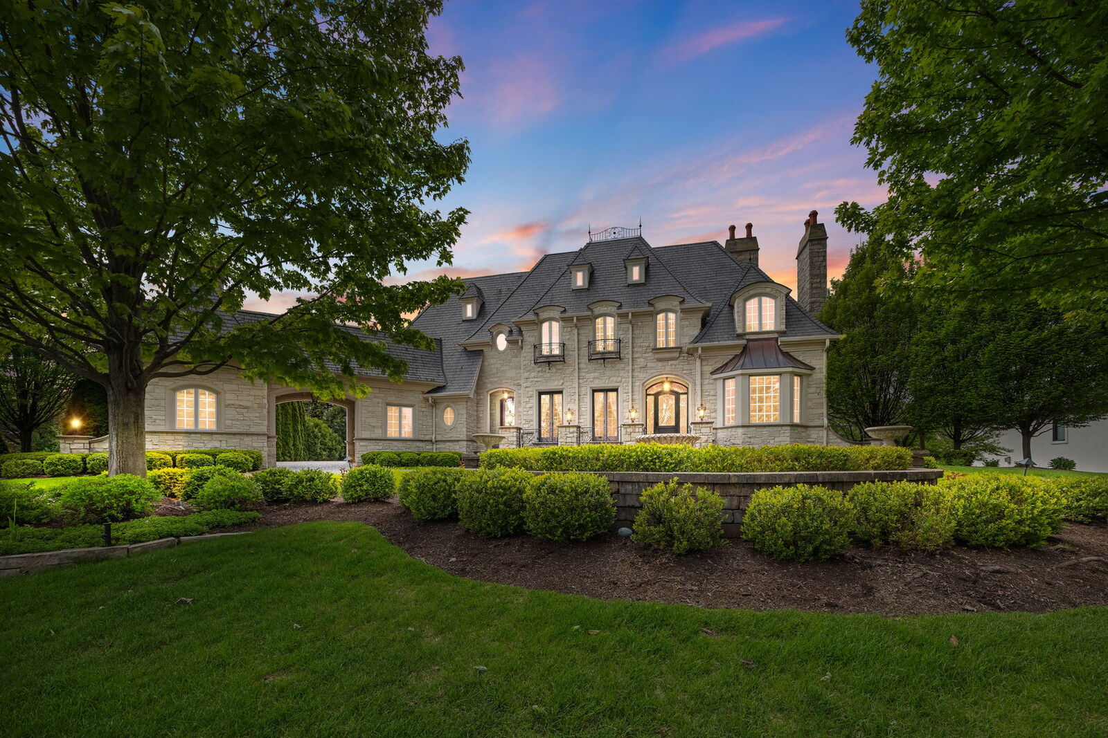 Property Photo:  50 Baybrook Lane  IL 60523 