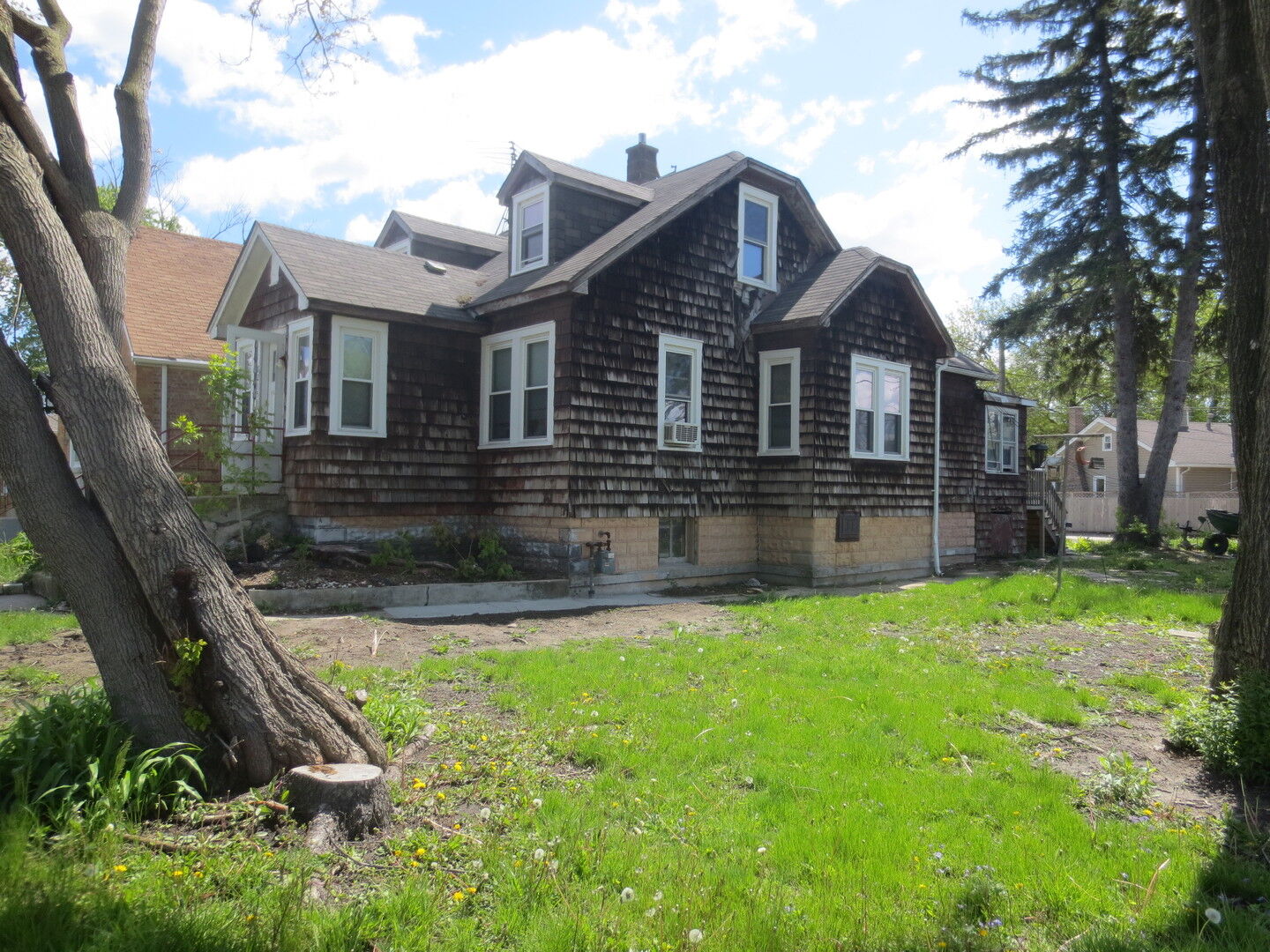 Property Photo: 8215 W Forest Preserve Avenue IL 60634