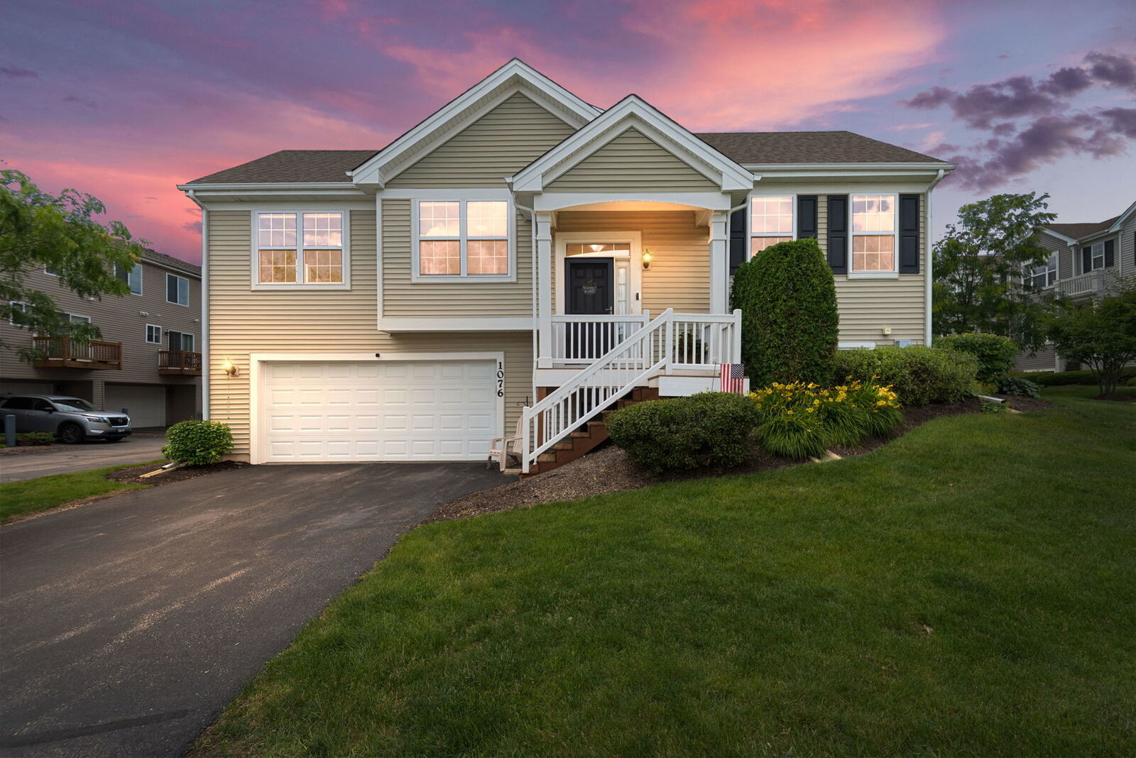 Property Photo: 1076 Piccolo Lane IL 60073