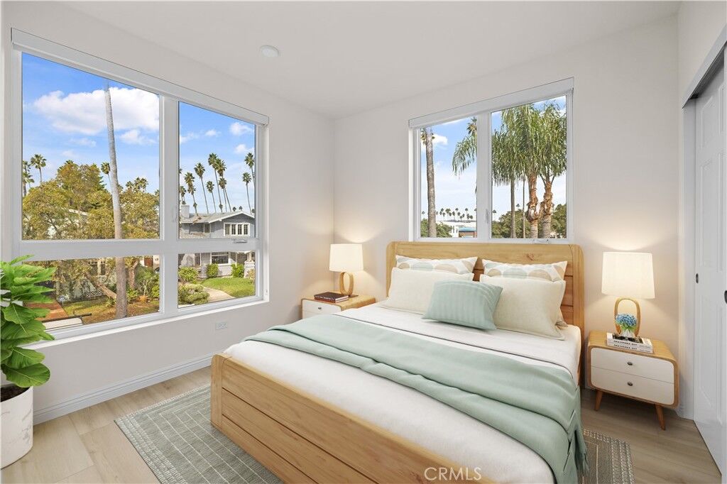 Property Photo: 1818 S Norton Avenue 206 CA 90018