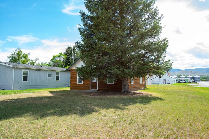 Property Photo:  419 Spruce N  MT 59644 
