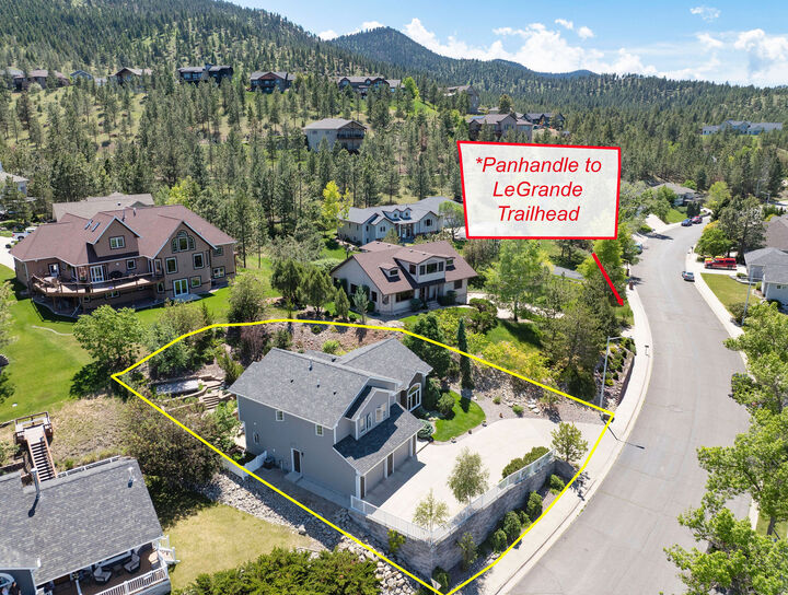 Property Photo:  2001 University Street  MT 59601 