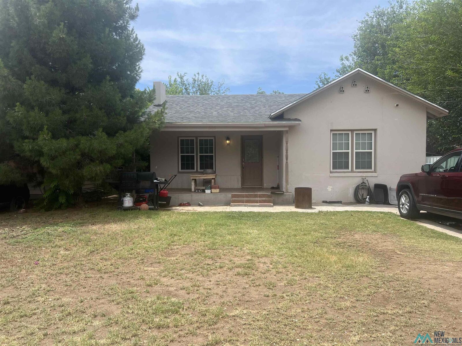 Property Photo:  309 N Lake Street  NM 88220 