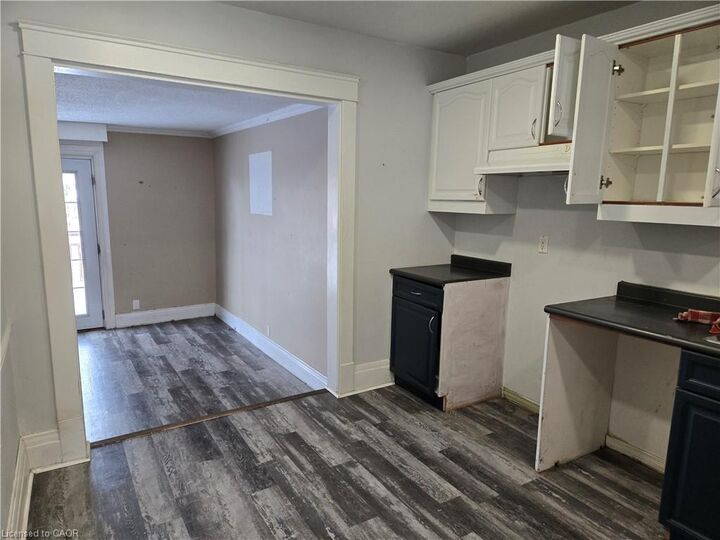 Property Photo:  45 Chaplin Avenue  ON L2R 2E4 