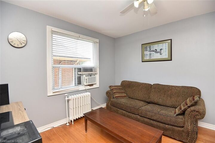 Property Photo:  29 Sherman Avenue S 6  ON L8M 2P6 
