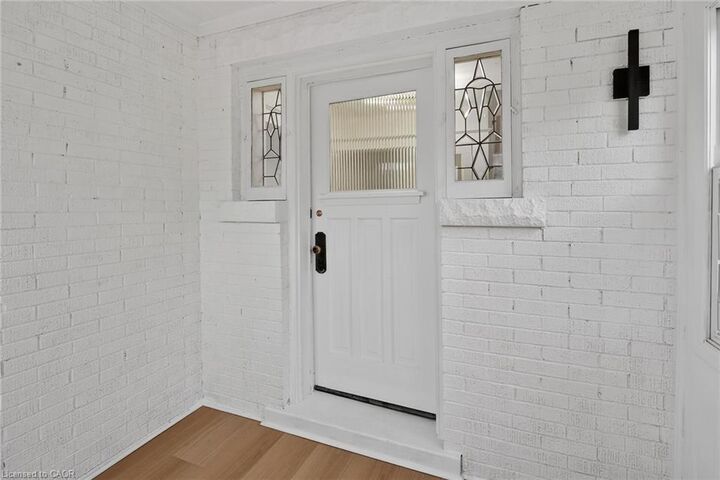 Property Photo:  101 Houghton Avenue S  ON L8K 2M9 