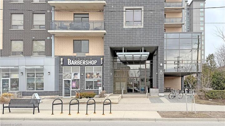Property Photo:  8 Hickory Street W 806  ON N2L 3H6 