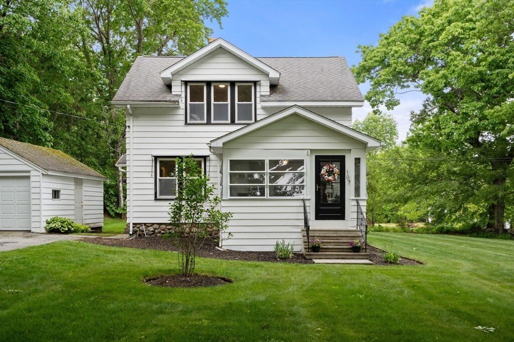 Property Photo:  107 Winter Hill Rd  MA 01520 