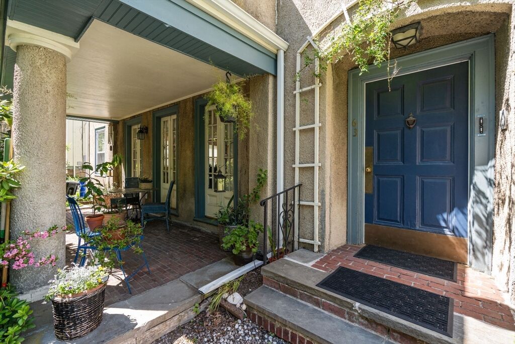 Property Photo:  63 Winthrop Road 1  MA 02445 