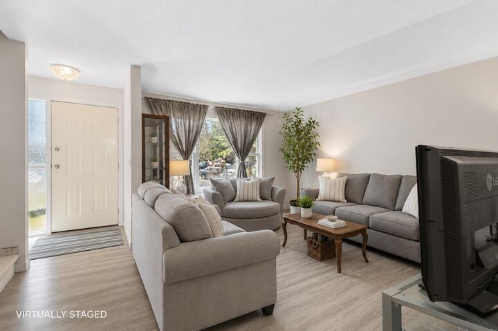 Property Photo: 252 Templeview Way NE AB T1Y 3Y9