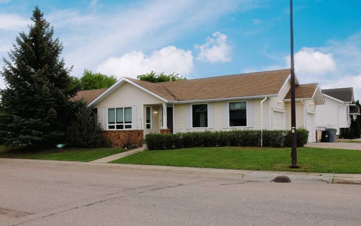 Property Photo: 5224 23 Street AB T9V 2R2
