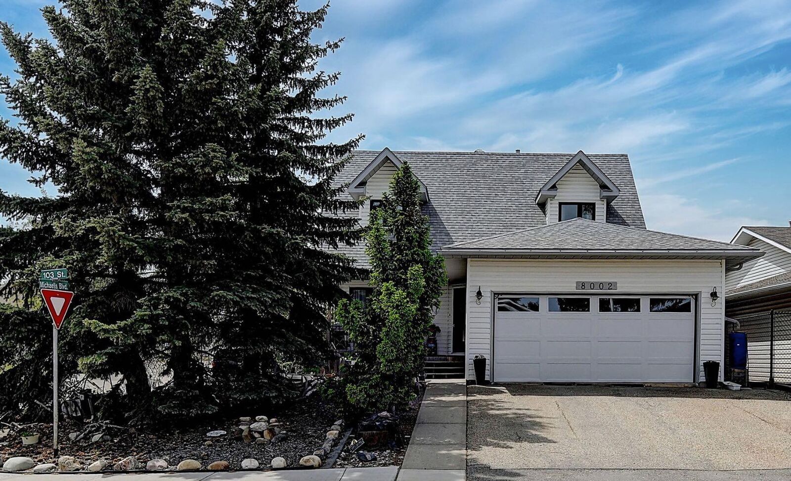Property Photo:  8002 103 Street  AB T8W 2A3 