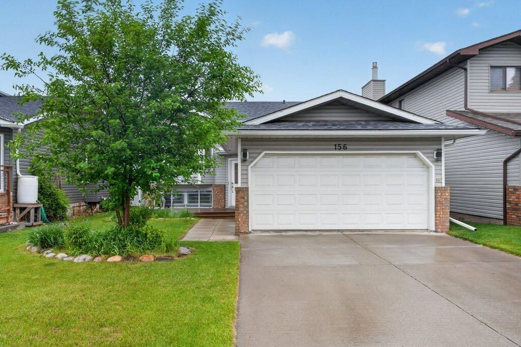 Property Photo:  156 Rivercroft Close SE  AB T2C 3X1 