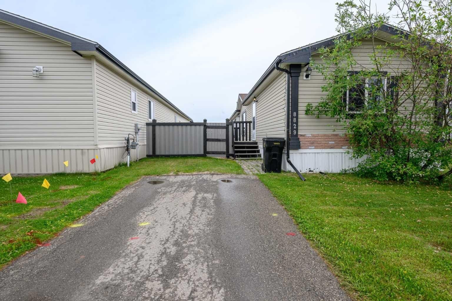 Property Photo:  8829 90 Avenue  AB T8X 0G1 