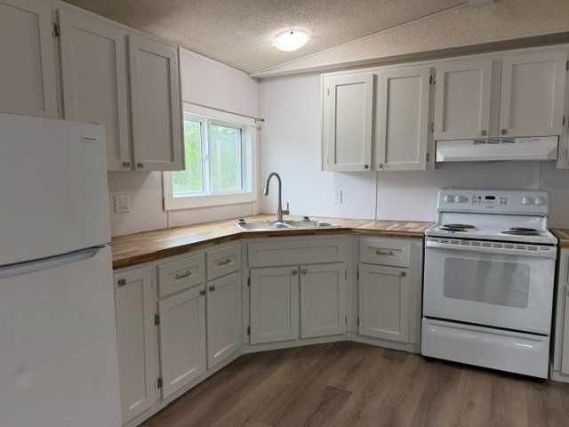 Property Photo:  921 11 Street  AB T0G 2B0 