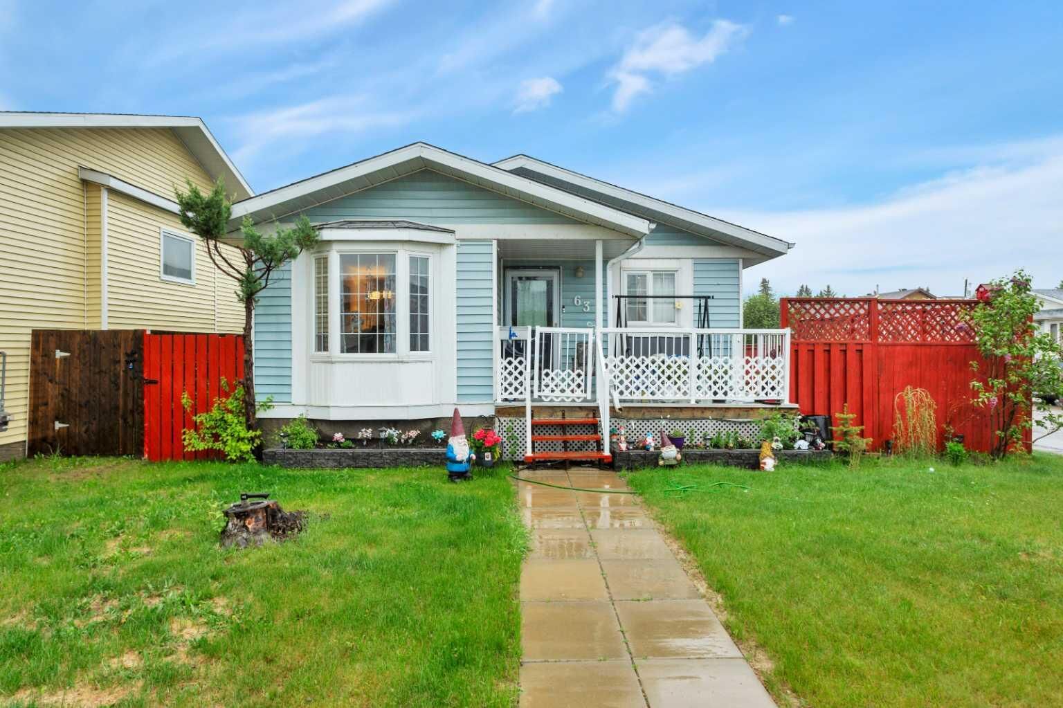 Property Photo: 63 Elder Street AB T4R 2C6
