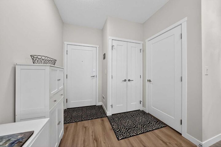 Property Photo:  71 Shawnee Common SW 403  AB T2Y 0R2 